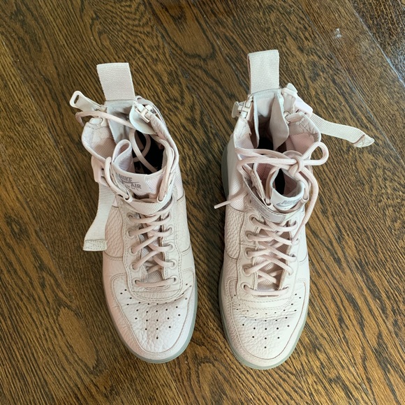 SOLD - Nike SF Air Force 1 Mid Red Dust - Picture 3 of 11